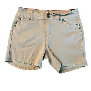 Sabrina Lauren Tan Bermuda Shorts with a Washed Look Size 14